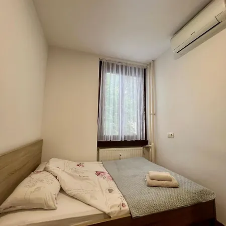 Sisters3 Apartment *